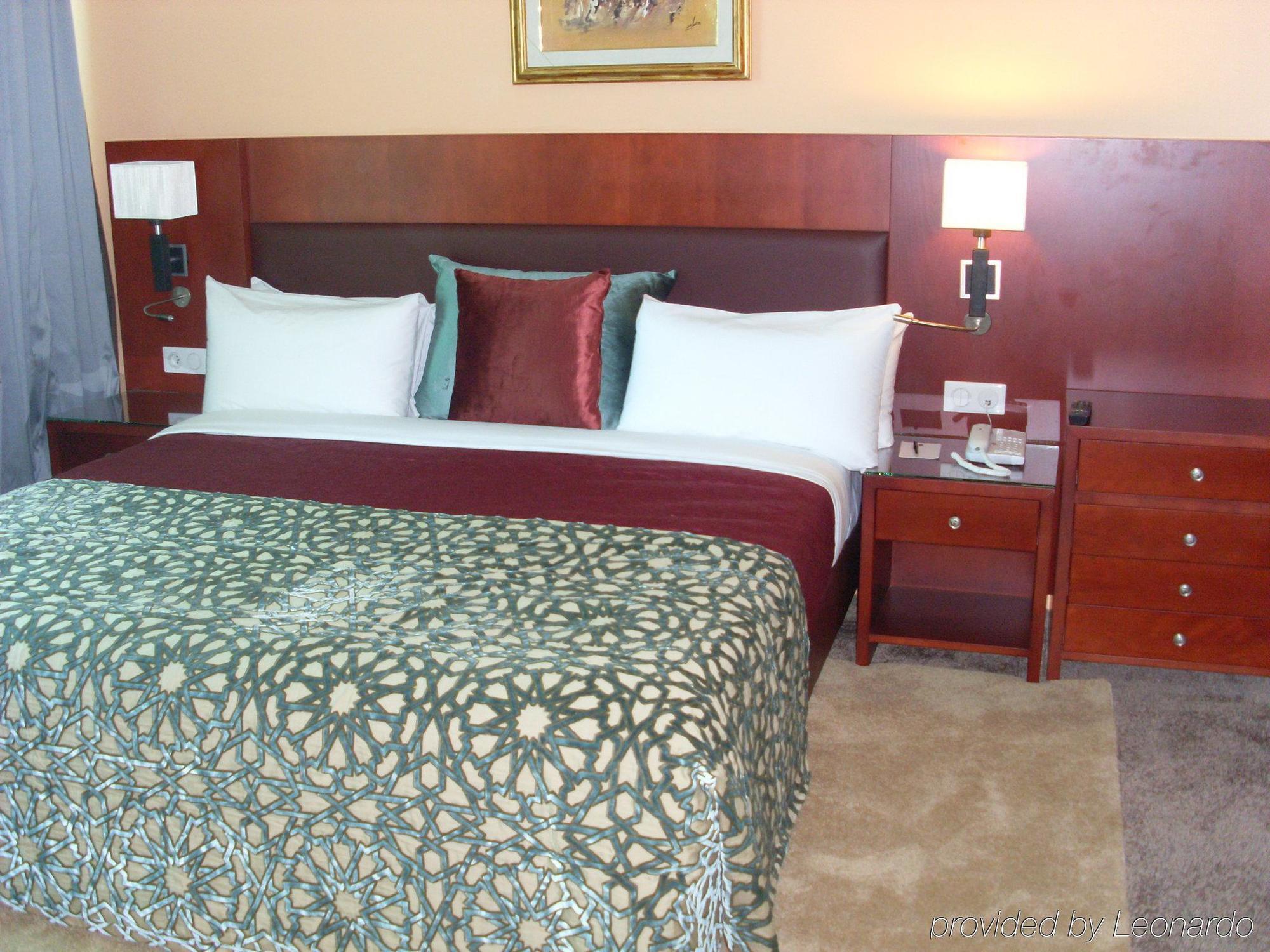 Azalai Hotel Cotonou Exterior photo